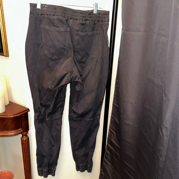 SPANX Stretch Twill Cargo Jogger Gray color XL - Picture 3 of 12